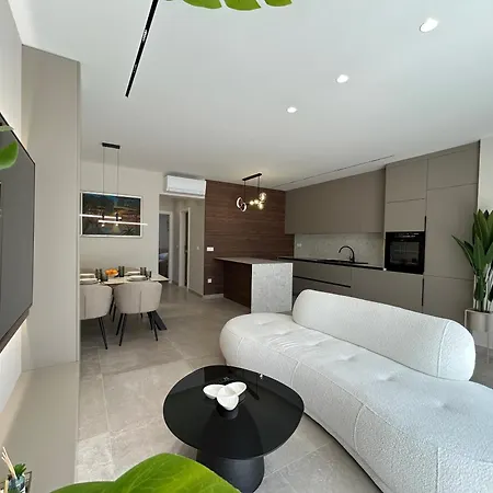 Petar - Private Heated Pool And Sea View Apartament Makarska
